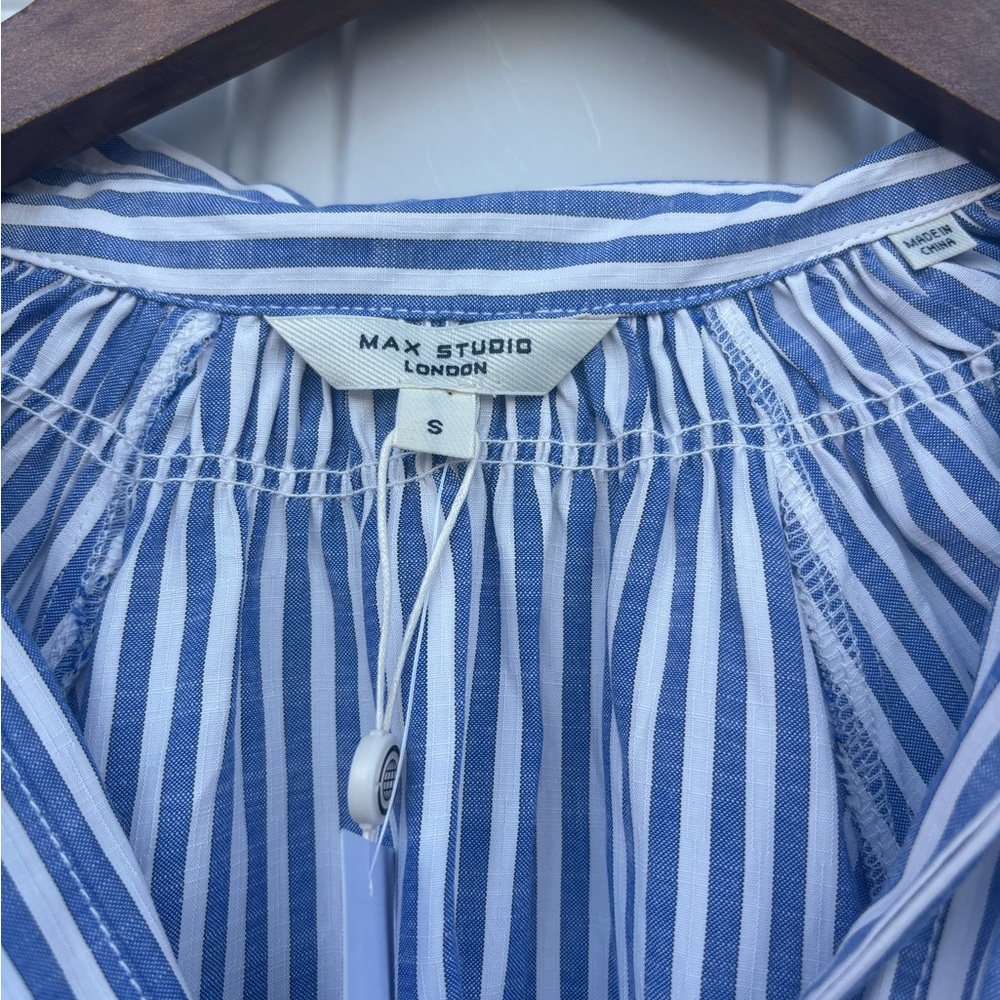Max Studio Blue and White Striped V-Neck Top - Picture 2 of 8